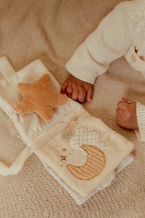 Little Dutch Książeczka aktywizująca Newborn Naturals LD8419 - obrazek 3